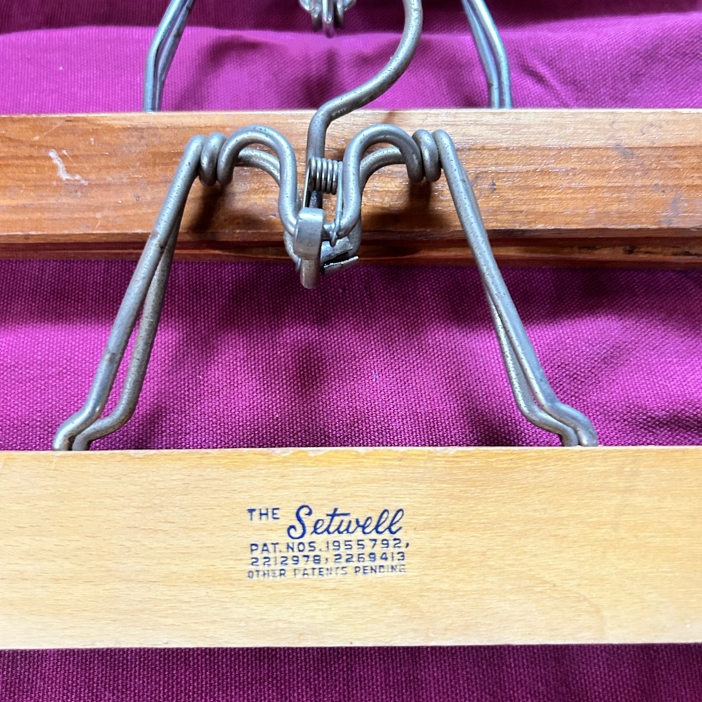 Setwell Wooden Hanger with Metal Clips